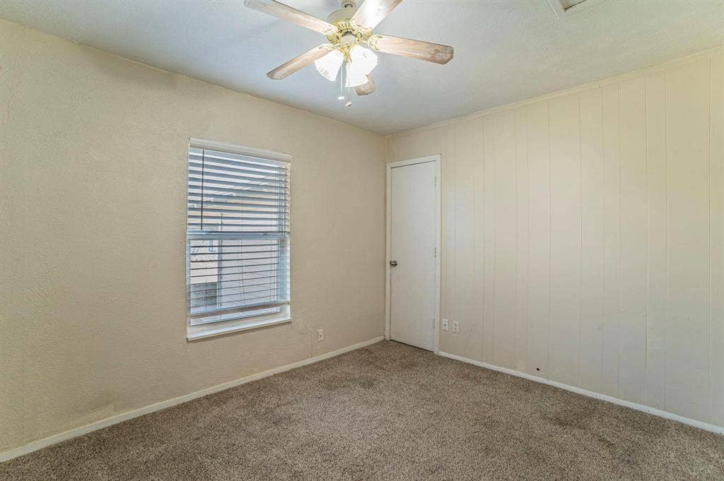 900 Elizabeth Boulevard, Granbury, TX 76048 900 Elizabeth Boulevard, Granbury, TX 76048