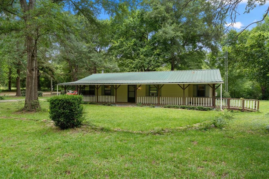 Property photo for 18459 Fm 16 E, Winona, TX