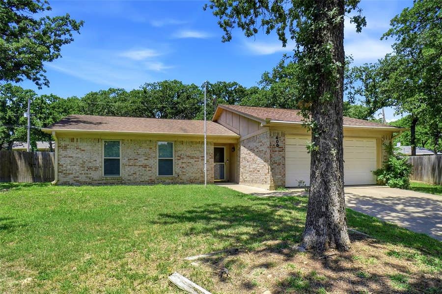 Property photo for 400 Woodlake Circle, Azle, TX