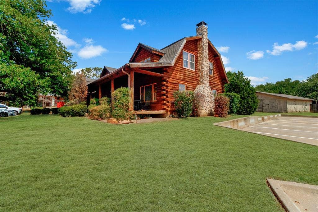 100 Quest Court, Keller, TX 76248 100 Quest Court, Keller, TX 76248