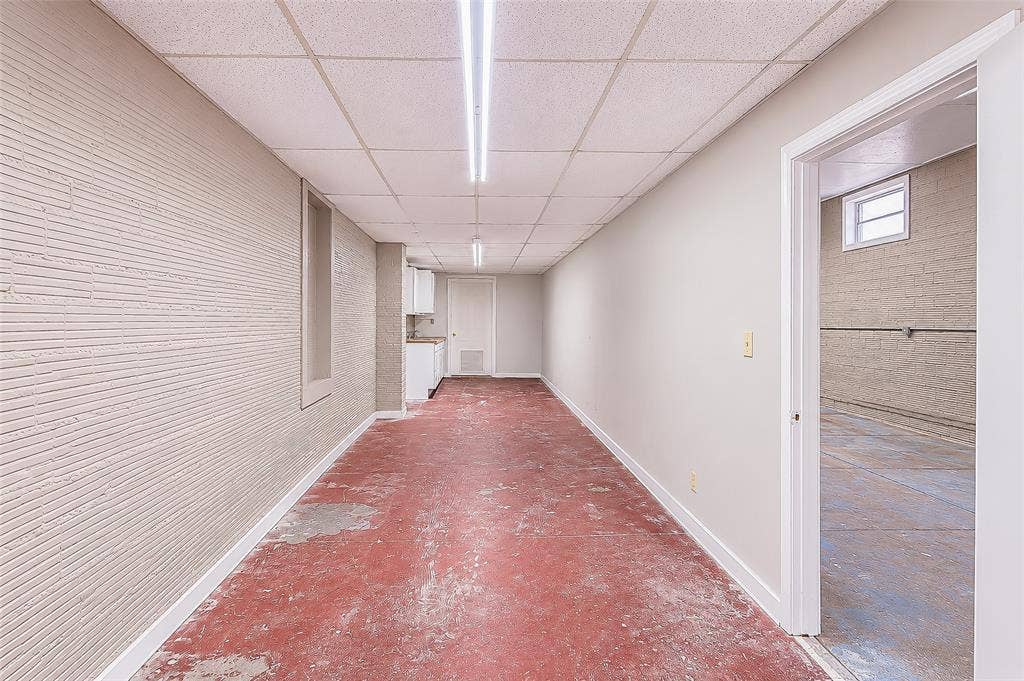 409 N Prairieville Street, Athens, TX 75751 409 N Prairieville Street, Athens, TX 75751
