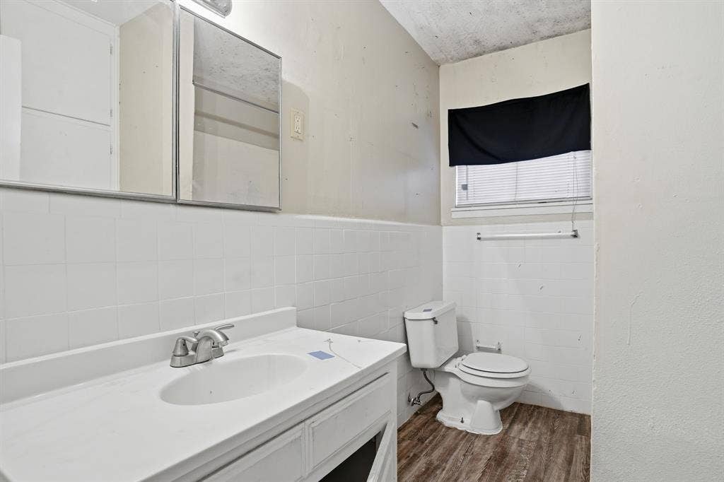 1029 Usher Street, Benbrook, TX 76126 1029 Usher Street, Benbrook, TX 76126