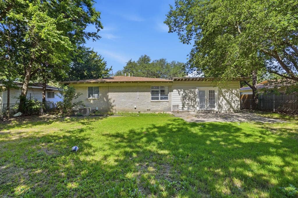 1029 Usher Street, Benbrook, TX 76126 1029 Usher Street, Benbrook, TX 76126