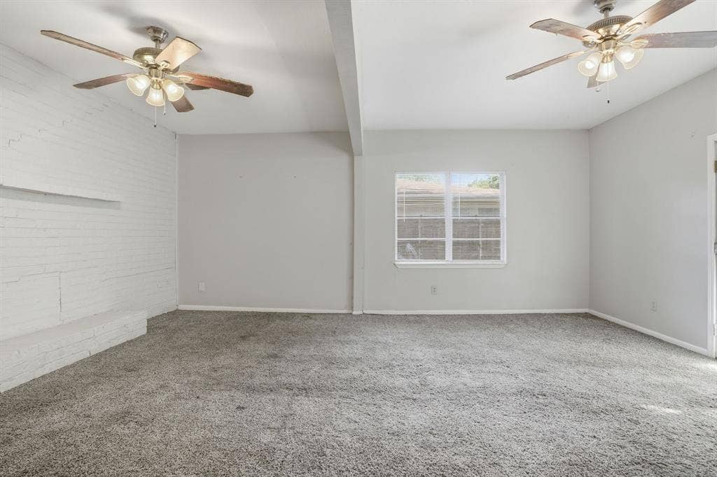 1029 Usher Street, Benbrook, TX 76126 1029 Usher Street, Benbrook, TX 76126