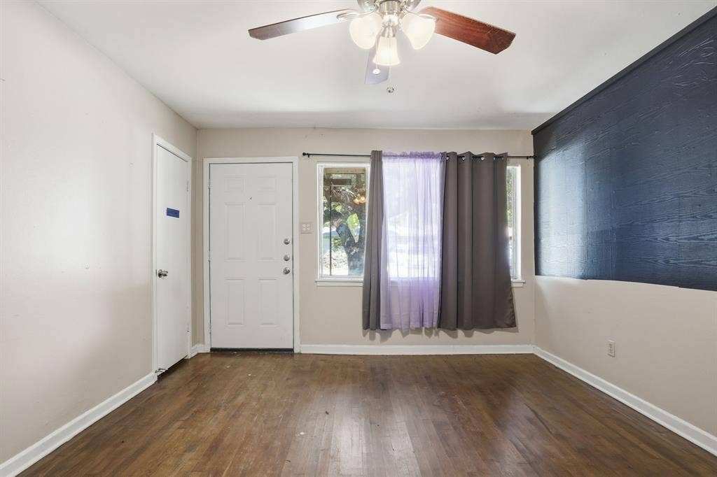 1029 Usher Street, Benbrook, TX 76126 1029 Usher Street, Benbrook, TX 76126