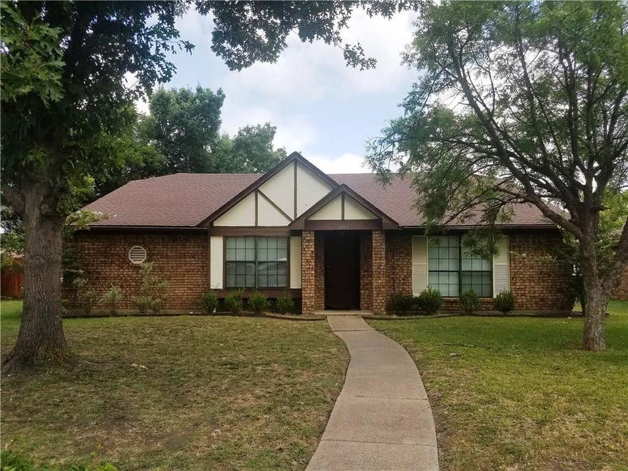 Property photo for 2425 Inverness Drive, Garland, TX