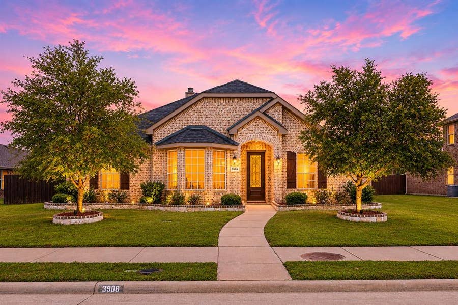 Property photo for 3906 Cameron Lane, Rockwall, TX