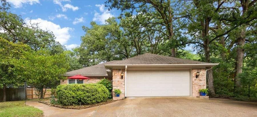 Property photo for 241 Hideaway Lane Central, Hideaway, TX