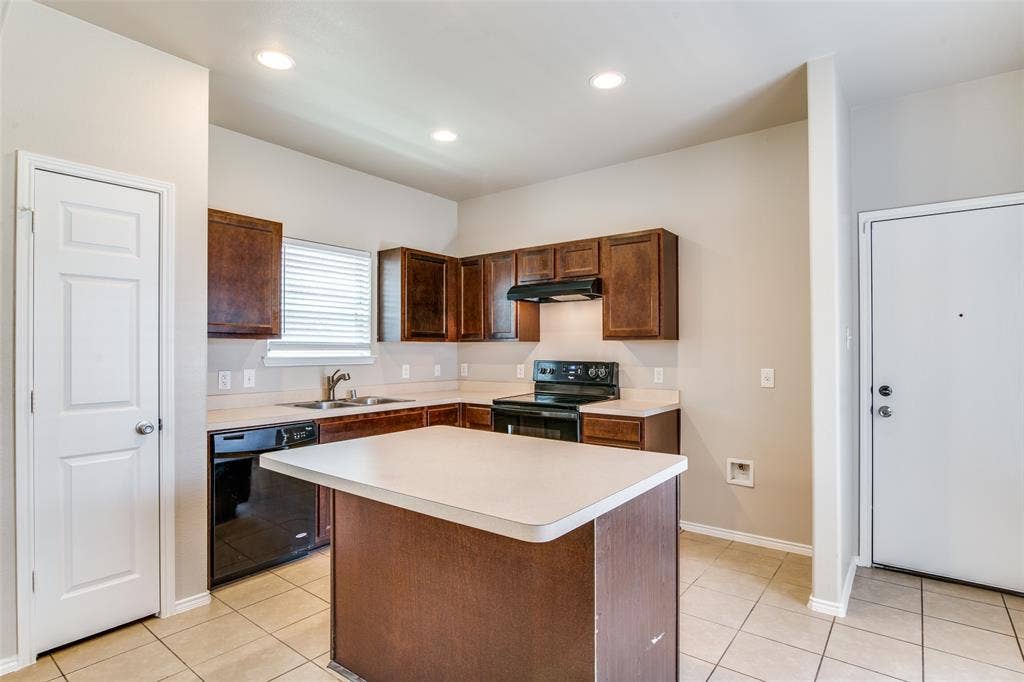 1229 Land Oak Road, Royse City, TX 75189 1229 Land Oak Road, Royse City, TX 75189
