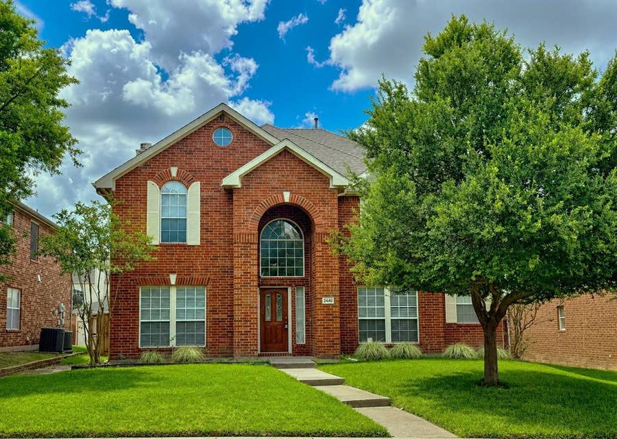 Property photo for 2440 Deer Horn Drive, Plano, TX