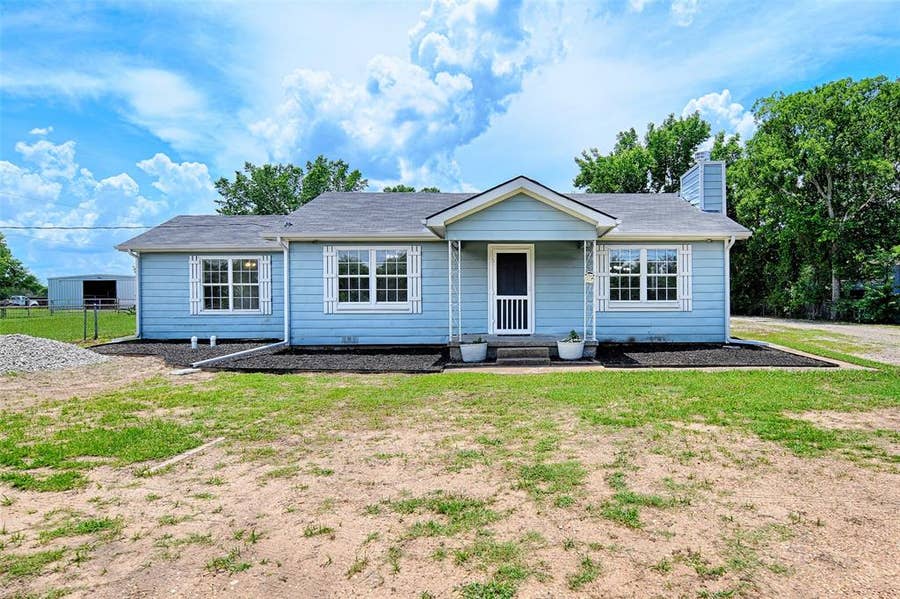 Property photo for 2619 E Seagoville Road, Seagoville, TX