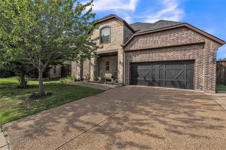 Property photo for 800 Goose Court, Forney, TX