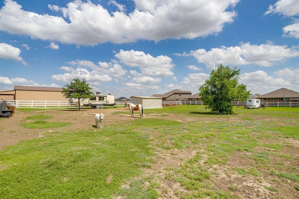 709 Lonesome Prairie Trail, Haslet, TX 76052