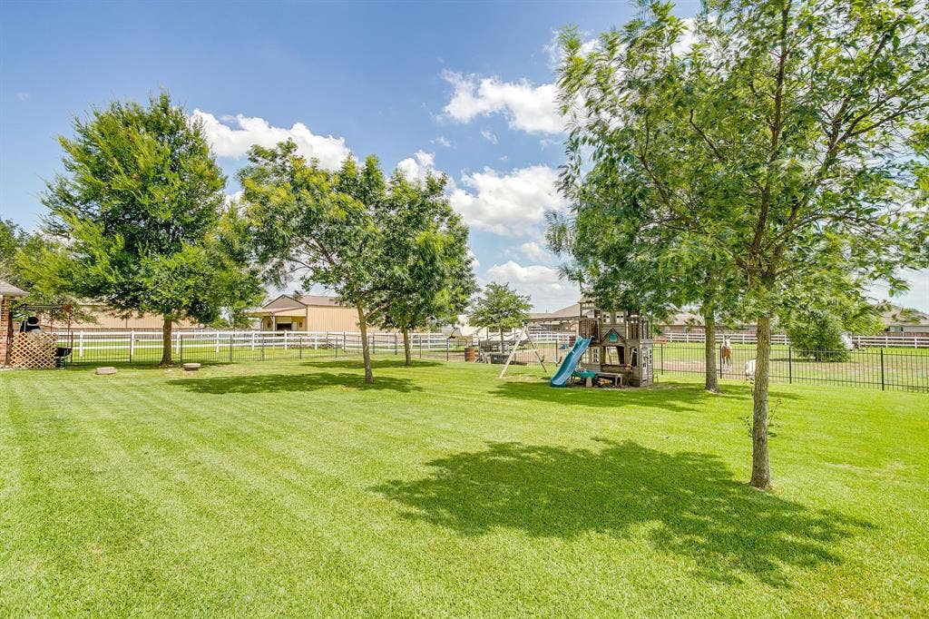709 Lonesome Prairie Trail, Haslet, TX 76052