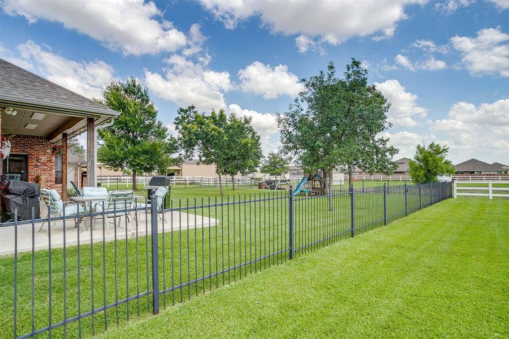 709 Lonesome Prairie Trail, Haslet, TX 76052