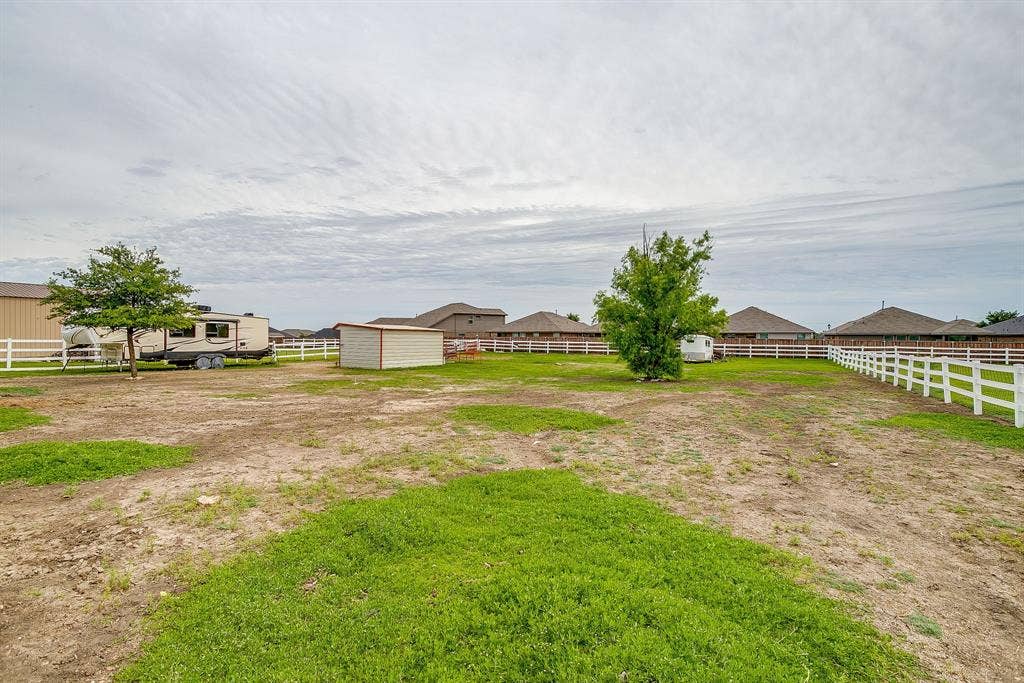 709 Lonesome Prairie Trail, Haslet, TX 76052
