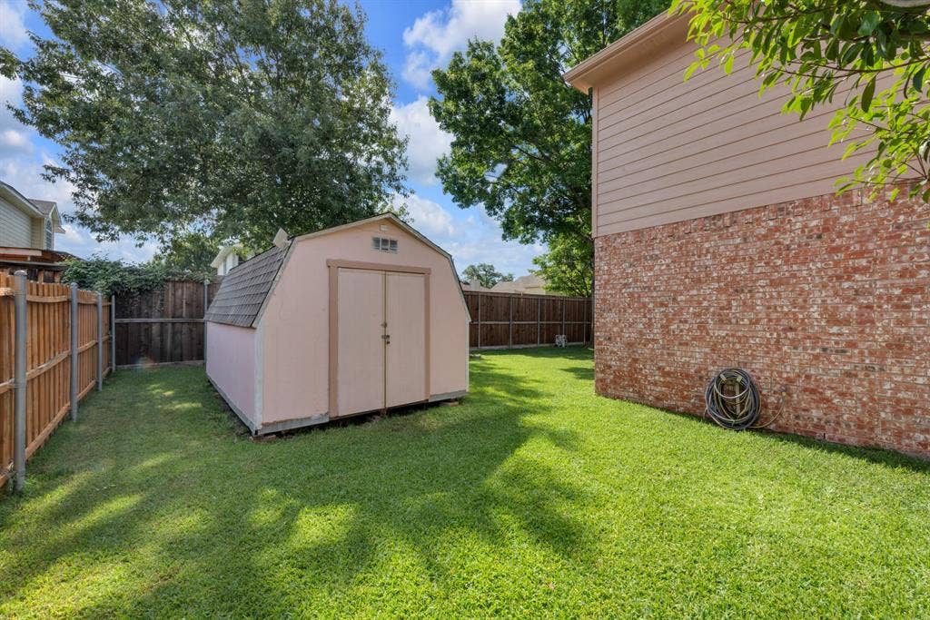 4622 Devonshire Drive, Grand Prairie, TX 75052 4622 Devonshire Drive, Grand Prairie, TX 75052