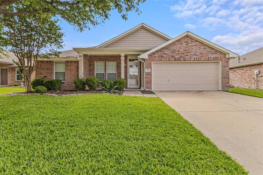 Property photo for 418 Sweetgum Trail, Forney, TX