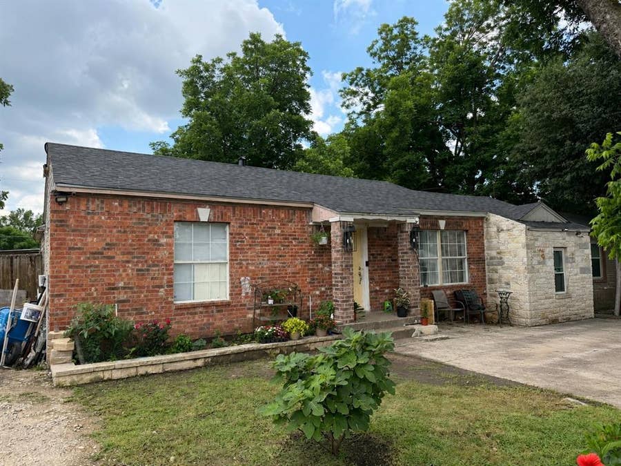 Property photo for 1454 Whitley Drive, Dallas, TX