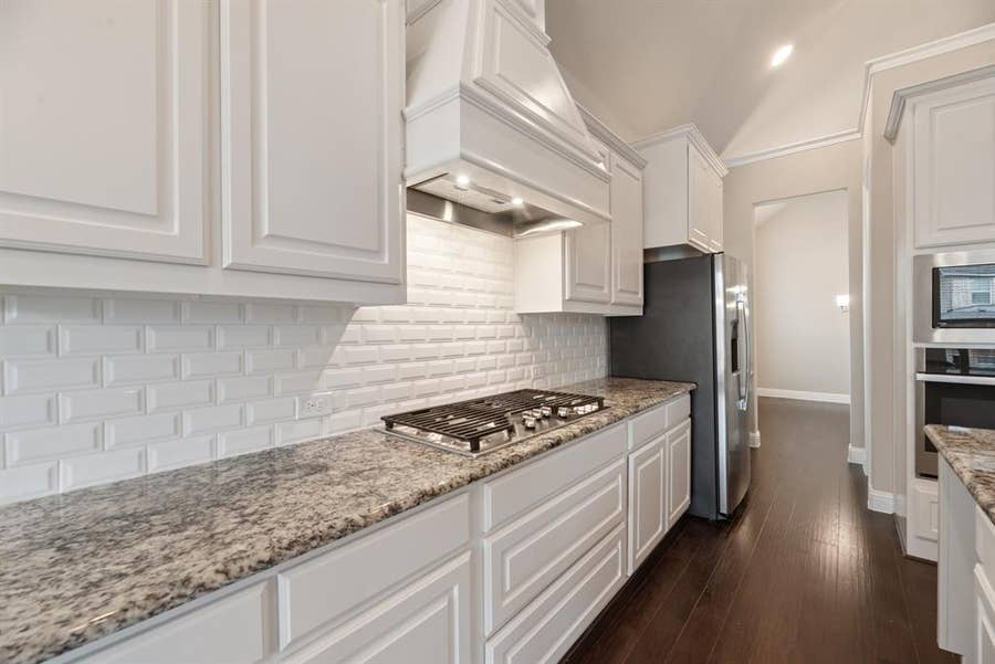 Property photo for 1900 Monahan Drive, Lantana, TX
