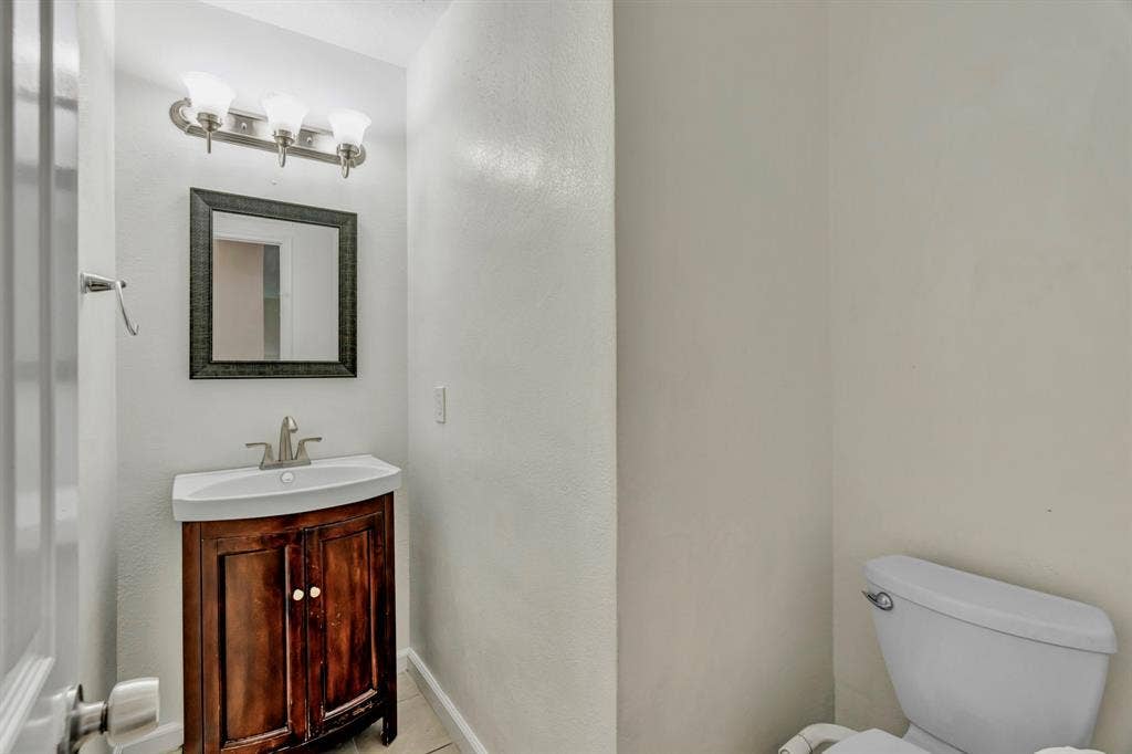 326 Baldwin Street, Grand Prairie, TX 75052 326 Baldwin Street, Grand Prairie, TX 75052