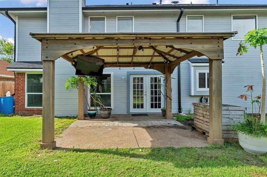 326 Baldwin Street, Grand Prairie, TX 75052 326 Baldwin Street, Grand Prairie, TX 75052