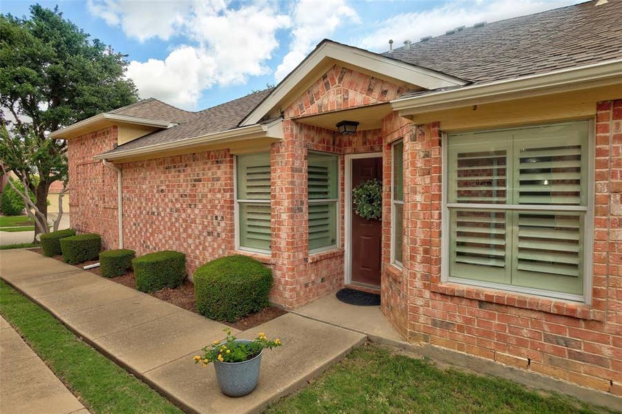 Property photo for 10323 Summit Run Drive, Frisco, TX