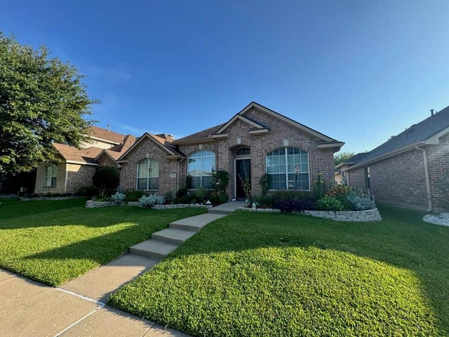 Property photo for 1609 Woodhaven Court, Allen, TX