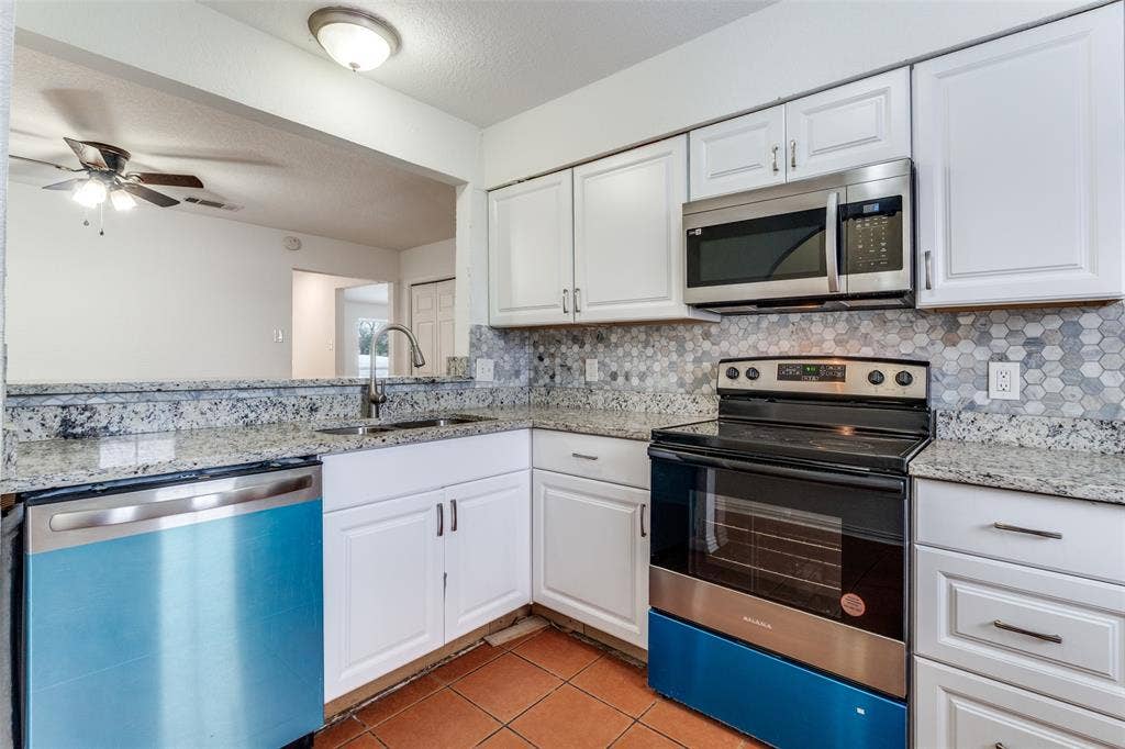 1402 S Carrier Parkway, #110, Grand Prairie, TX 75051 1402 S Carrier Parkway, #110, Grand Prairie, TX 75051