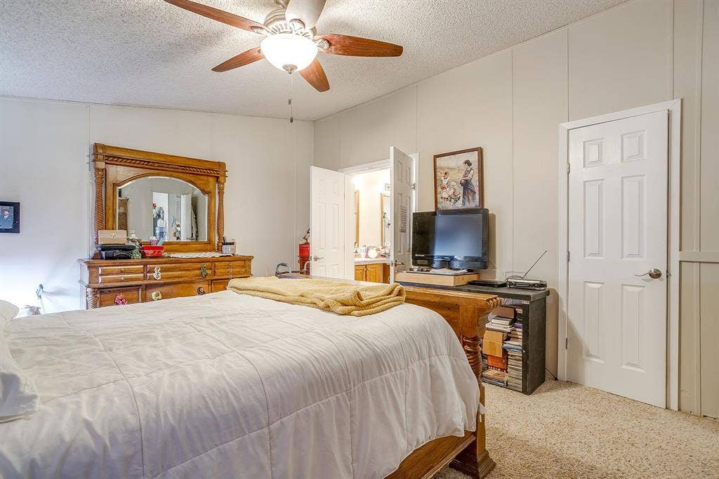 127 Lelon Lane, Springtown, TX 76082 127 Lelon Lane, Springtown, TX 76082