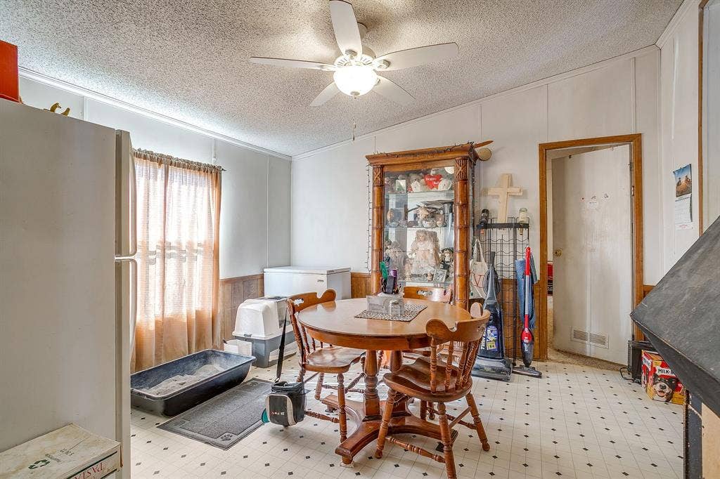 127 Lelon Lane, Springtown, TX 76082 127 Lelon Lane, Springtown, TX 76082