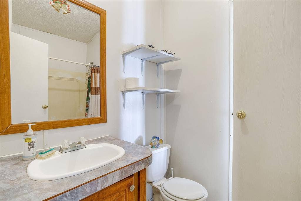 127 Lelon Lane, Springtown, TX 76082 127 Lelon Lane, Springtown, TX 76082
