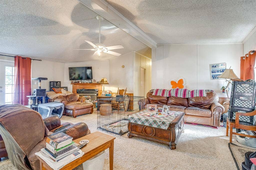 127 Lelon Lane, Springtown, TX 76082 127 Lelon Lane, Springtown, TX 76082