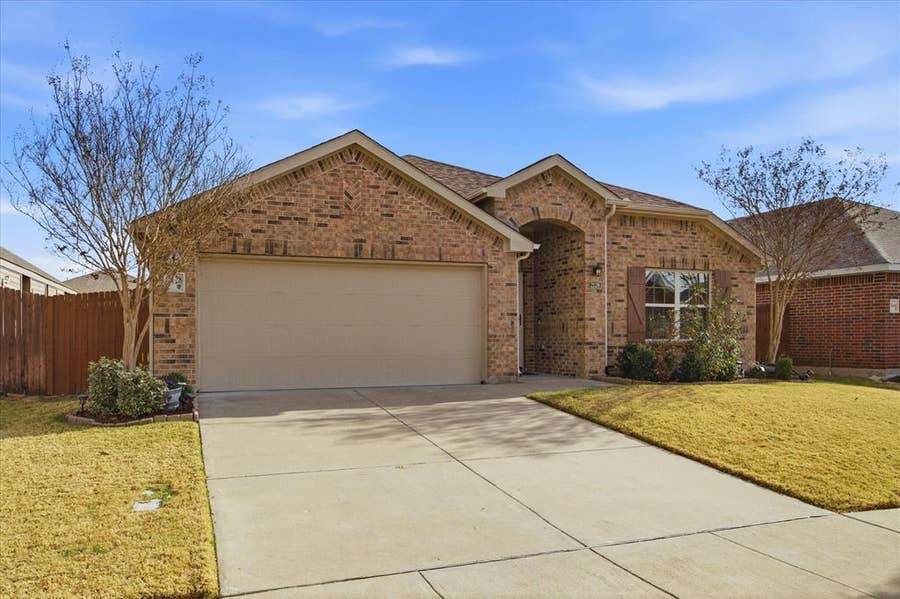 Property photo for 2128 Danibelle Drive, Forney, TX