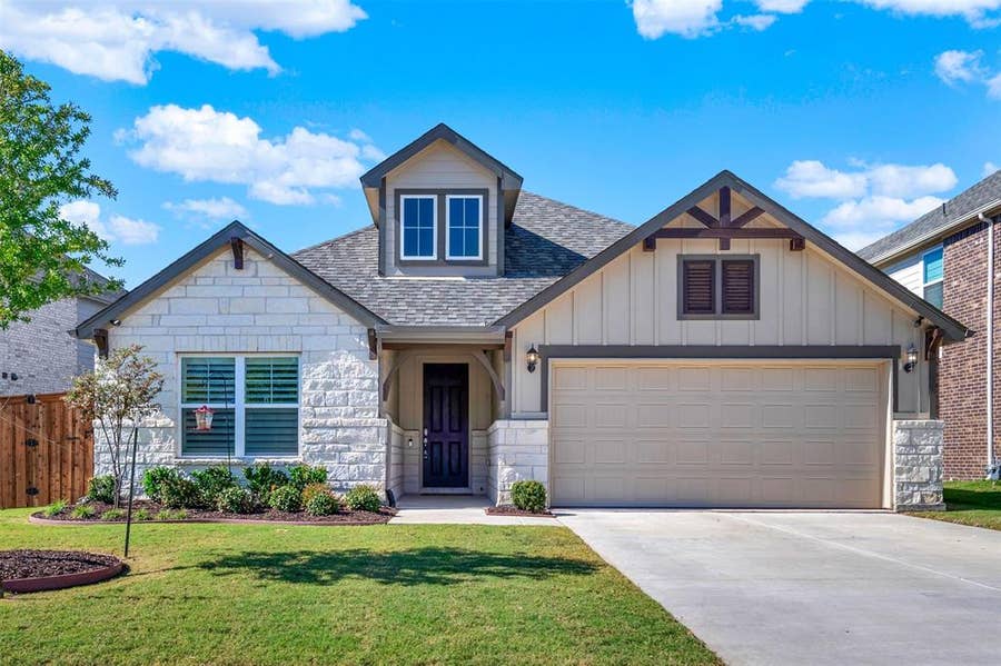 Property photo for 4109 Holbrook Way, McKinney, TX