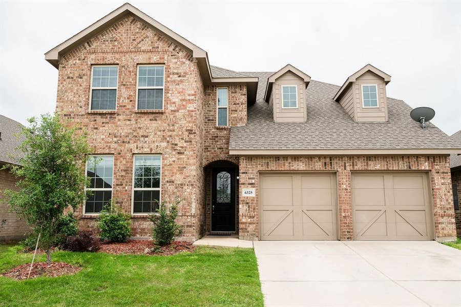Property photo for 6325 Longhorn Herd Lane, Fort Worth, TX