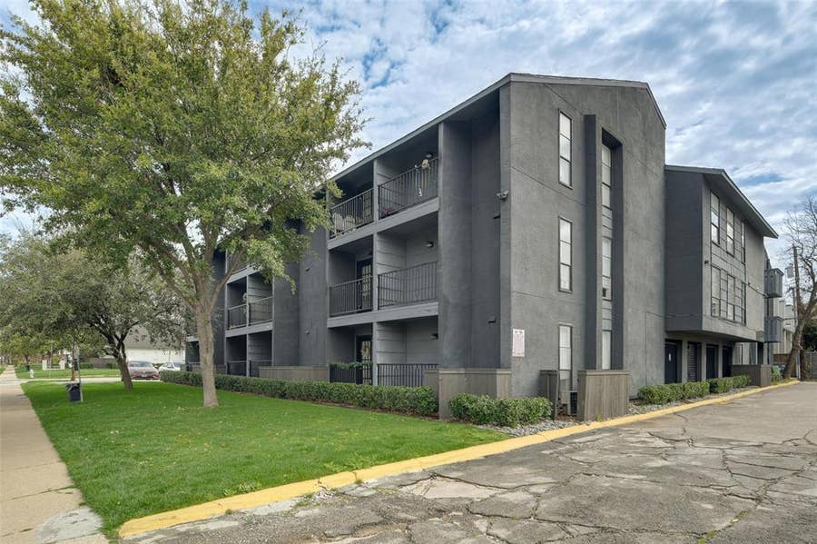 Property photo for 2722 Throckmorton Street, #210, Dallas, TX
