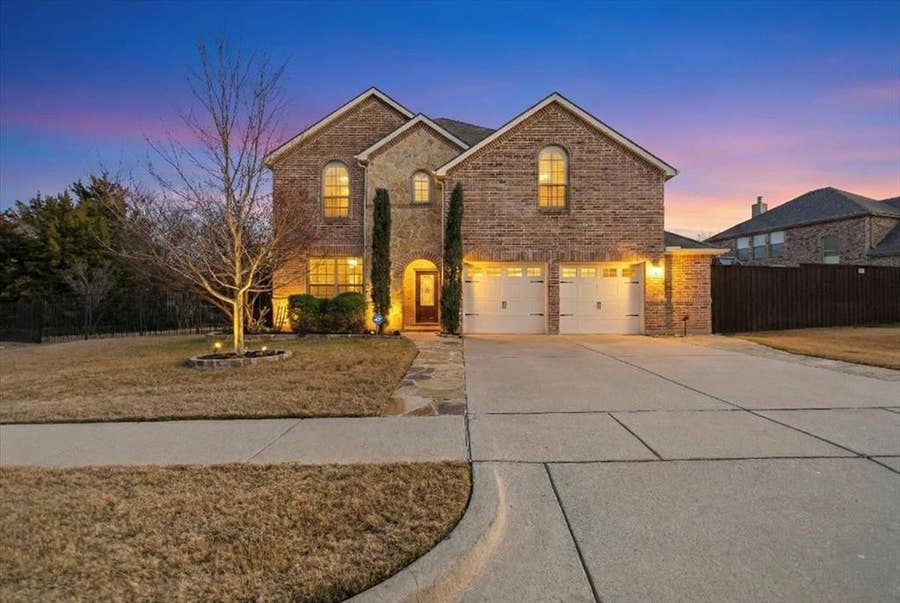 Property photo for 401 Boxwood Trail, Forney, TX