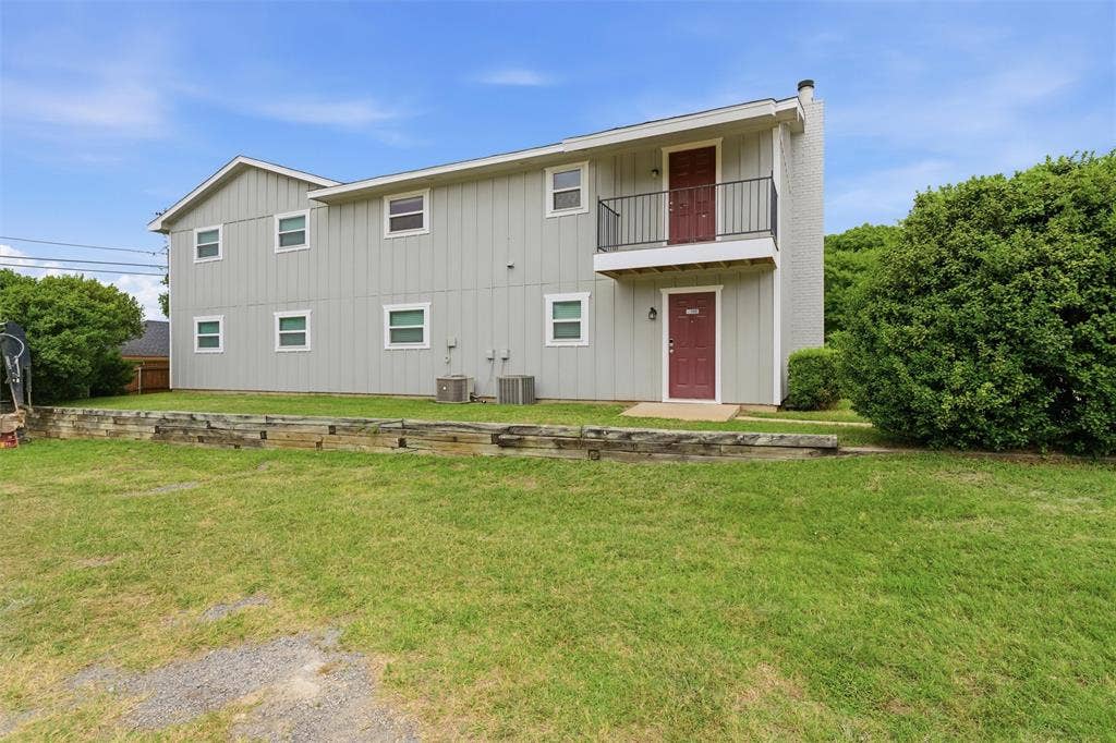 401 N 7th Street, Midlothian, TX 76065 401 N 7th Street, Midlothian, TX 76065
