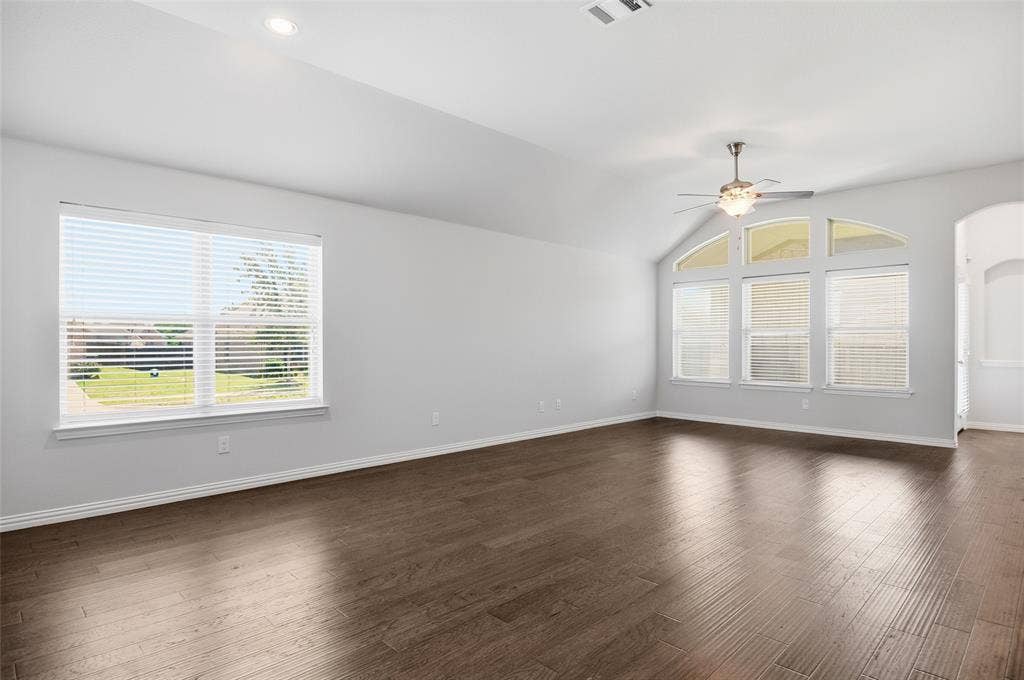 466 Rockaway Drive, Midlothian, TX 76065 Living Area