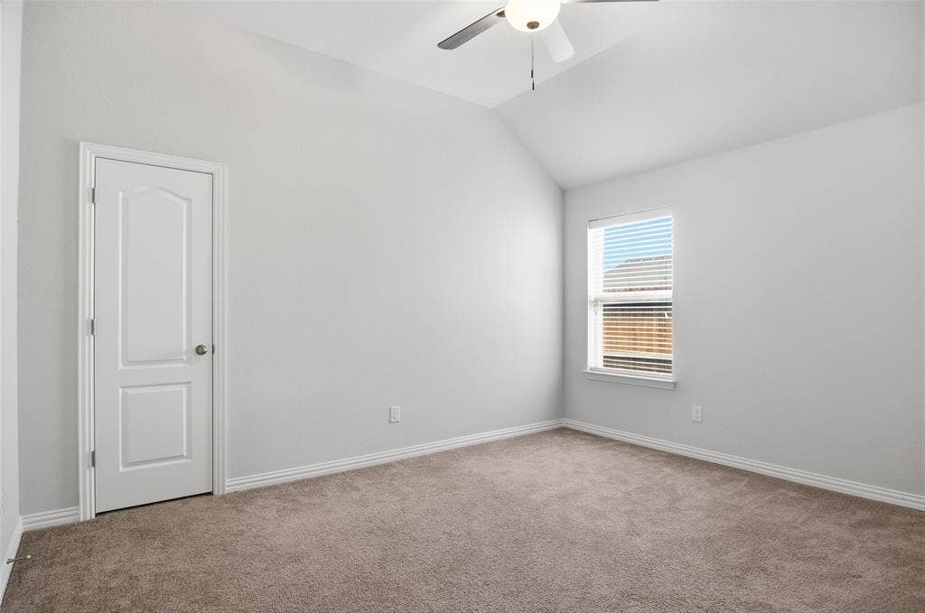 466 Rockaway Drive, Midlothian, TX 76065 Bonus Room / Office