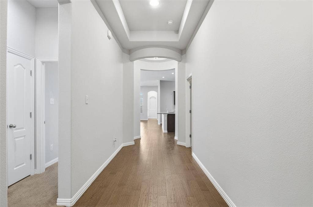 466 Rockaway Drive, Midlothian, TX 76065 Entry Hall