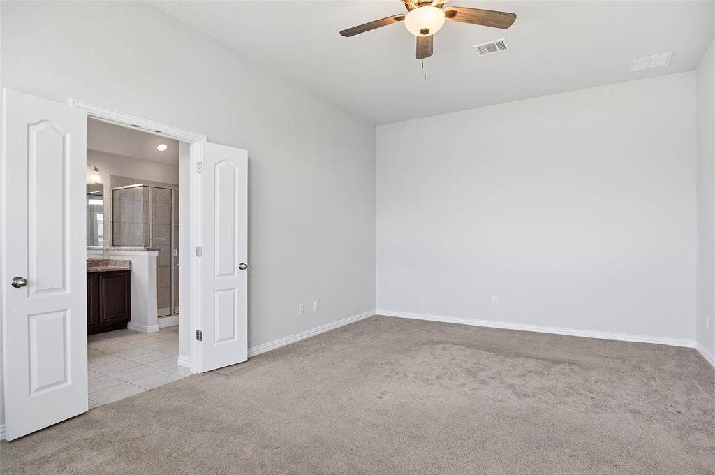 466 Rockaway Drive, Midlothian, TX 76065 Primary Bedroom