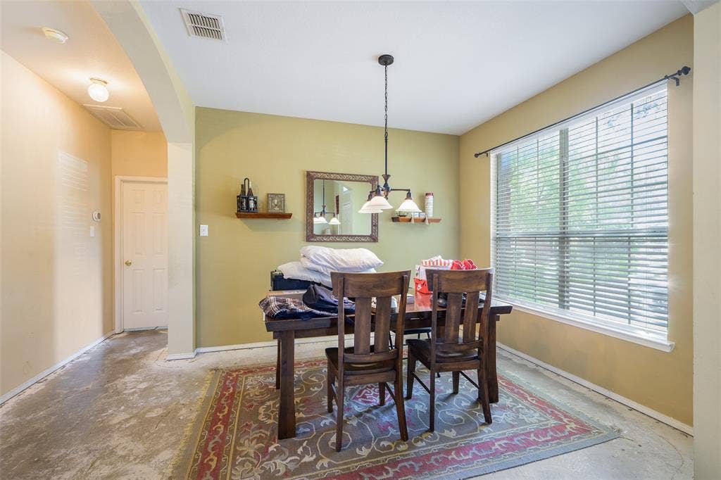 211 Mineral Springs Drive, Allen, TX 75002 211 Mineral Springs Drive, Allen, TX 75002