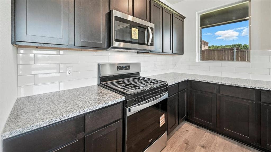 1207 Silent Peak Drive, Princeton, TX 75407