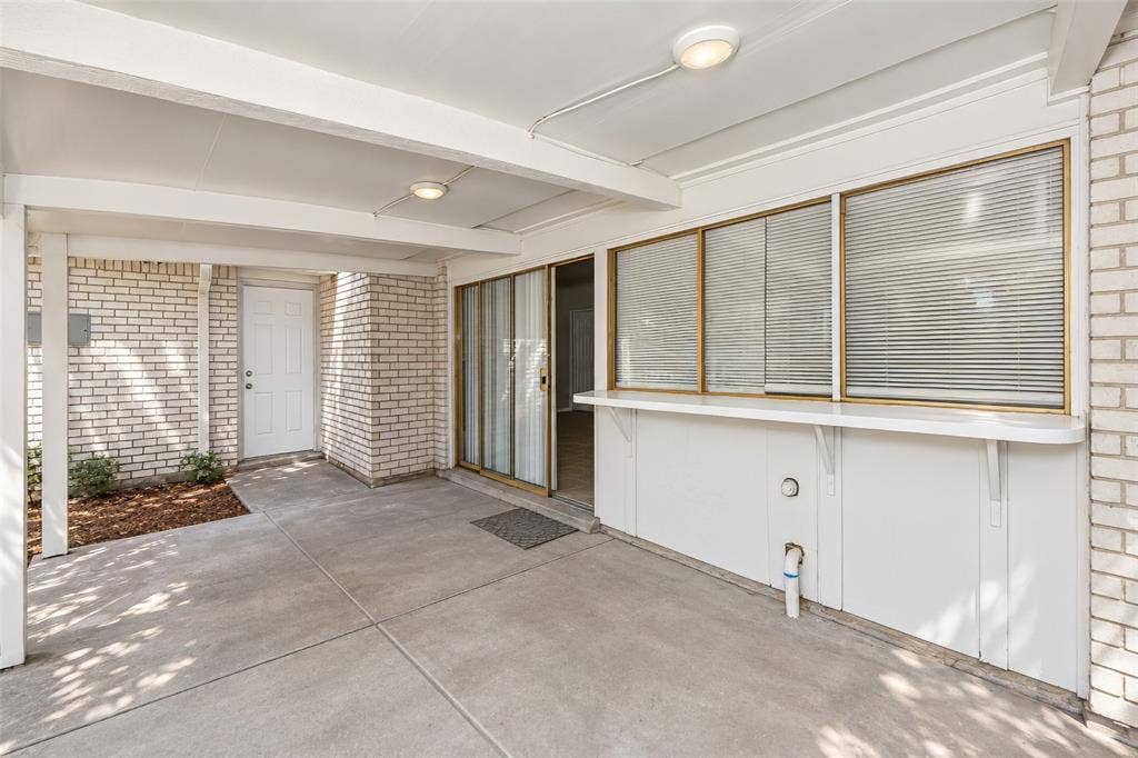 1204 W Spring Creek Parkway, Plano, TX 75023 1204 W Spring Creek Parkway, Plano, TX 75023