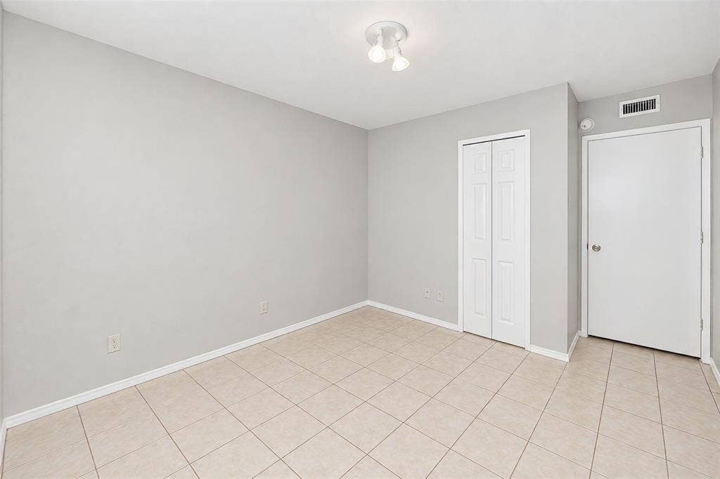 1204 W Spring Creek Parkway, Plano, TX 75023 1204 W Spring Creek Parkway, Plano, TX 75023