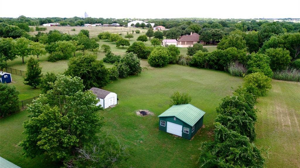541 Apple Lane, Midlothian, TX 76065