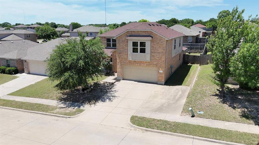 Property photo for 512 Tunnel Street, Cedar Hill, TX