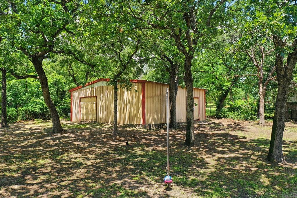 915 Skyline Drive, Argyle, TX 76226 Shop with electricity